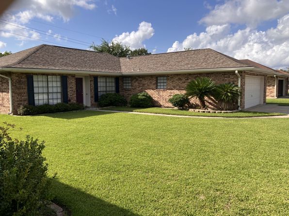 206 Wayside Dr