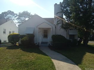 20043 Sorrento St, Detroit, MI 48235