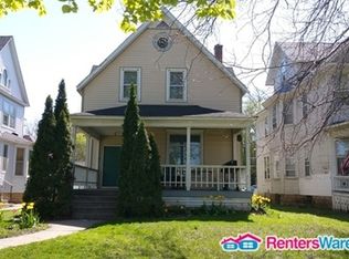 511 1/2 S Broad St, Mankato, MN 56001