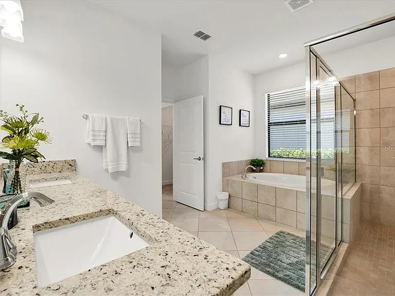 5161 Coral Reef Way — Photo 36