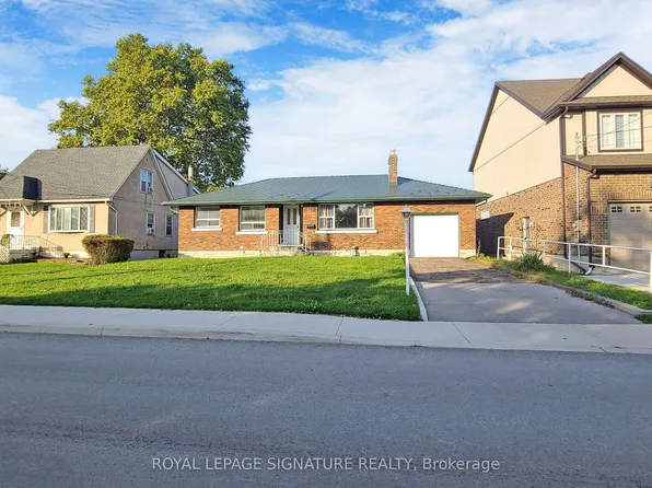 127 Moffatt St #Basement, Saint Catharines, ON L2P 2L7