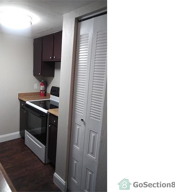 2nd image of 402 SW 69th St APT C