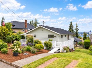415 W D St, Rainier, OR 97048