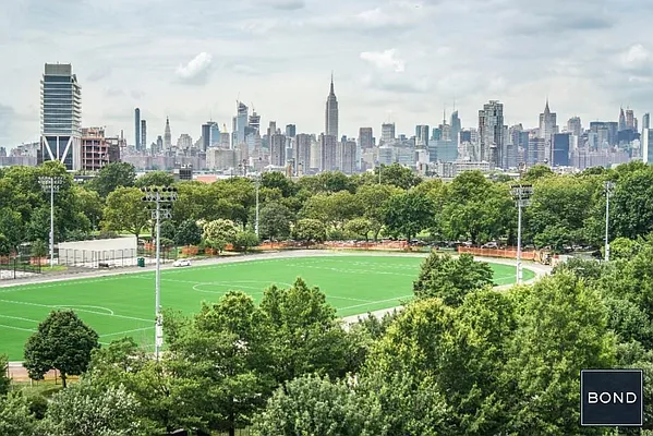 Rented by Bond New York | media 19