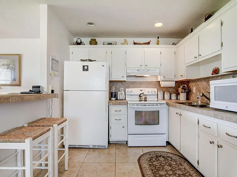 43 Waterford Cir #B — Photo 83