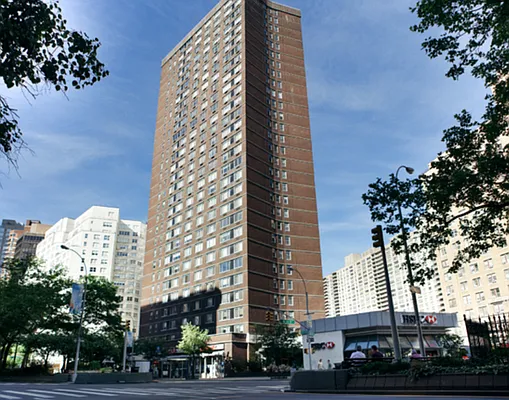 Sold by Compass | media 10