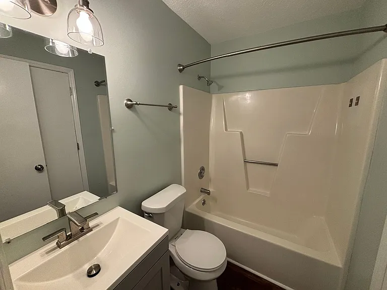 5202 Fox Ct — Photo 16
