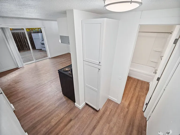 Regal Lofts — Photo 9