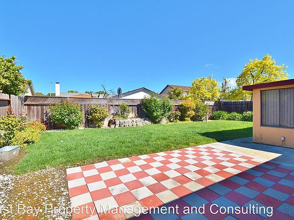 4th image of 3249 San Luces Way