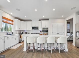 18126 Marsh Pine Rd, Dumfries, VA 22026