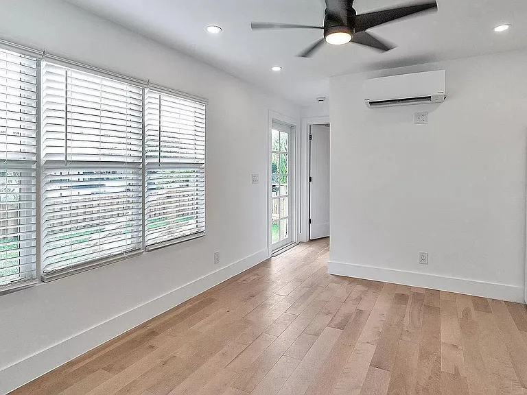 829 N K St — Photo 10