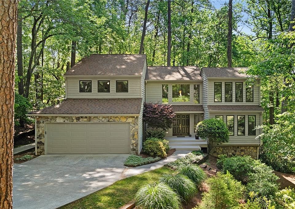 1st image of 115 Buckthorn Ct