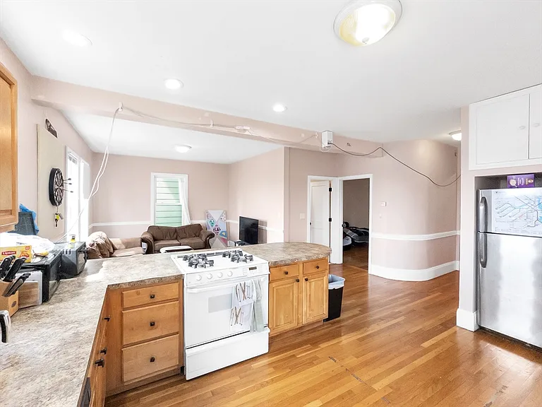 32 Fisher Ave #2 — Photo 14