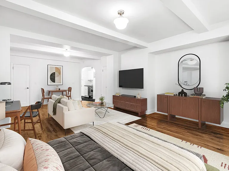 307 E 44th St #721 — Photo 3