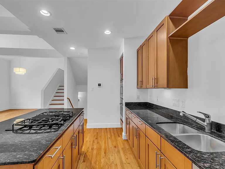 4509 Eigel St #B — Photo 13