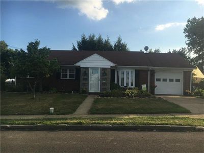 1810 Crestmont Dr, Aliquippa, PA, 15001