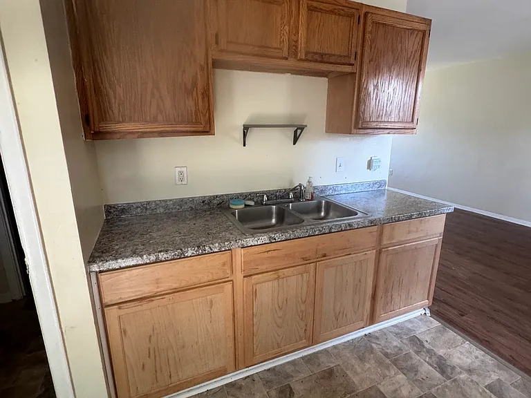 6701 Dana Ln — Photo 5