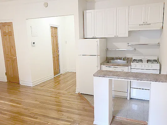 Rented by AJ Clarke | media 10