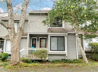 9819 Groundhog Dr, Richmond, VA 23235