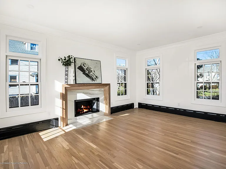 23 Lincoln Ave — Photo 5