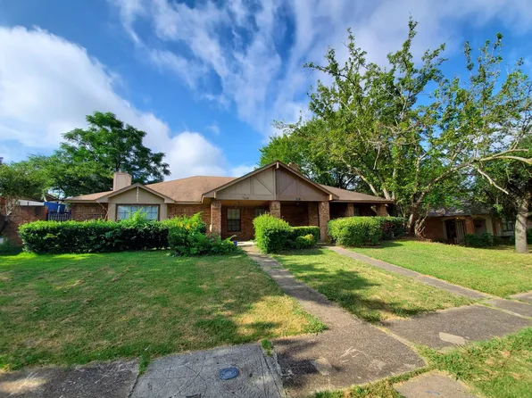10212 Hillhouse Ln, Dallas, TX 75227