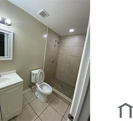 1133 NW 7th Ave #2 — Photo 11