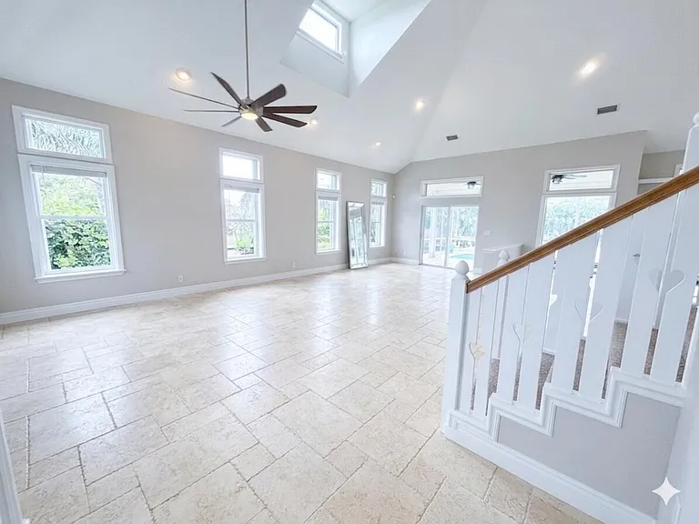 400 Seaside Ln — Photo 8