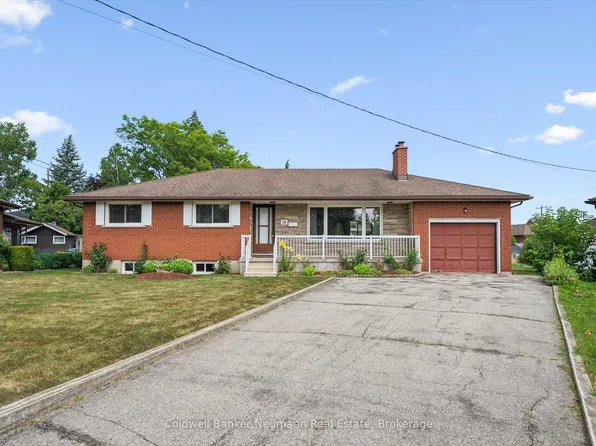 10 Kara Lee Ct, Guelph, ON N1E 4P2