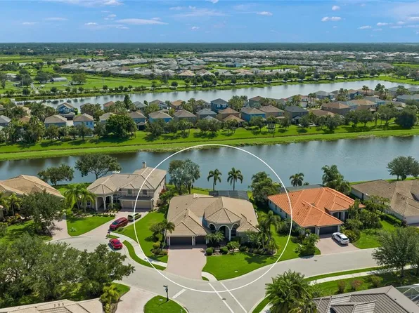 2501 Farms Ct, Sarasota, FL 34240