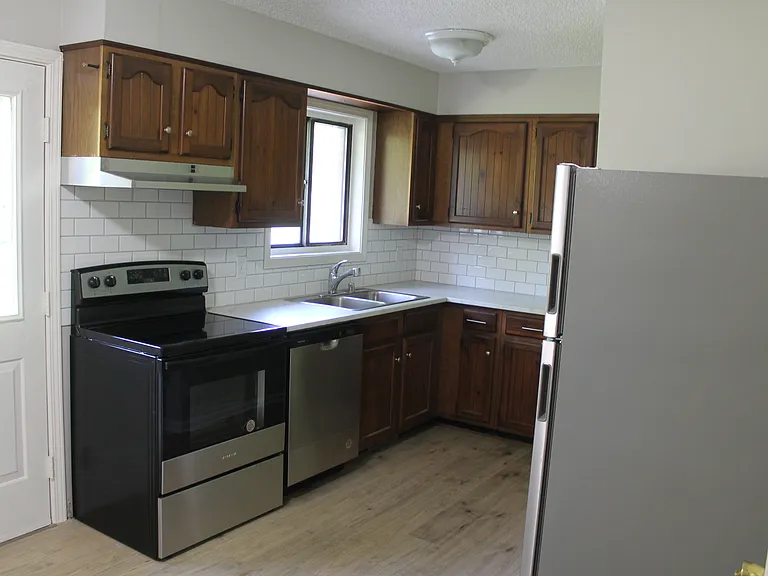 924 Parkland Way #A — Photo 9