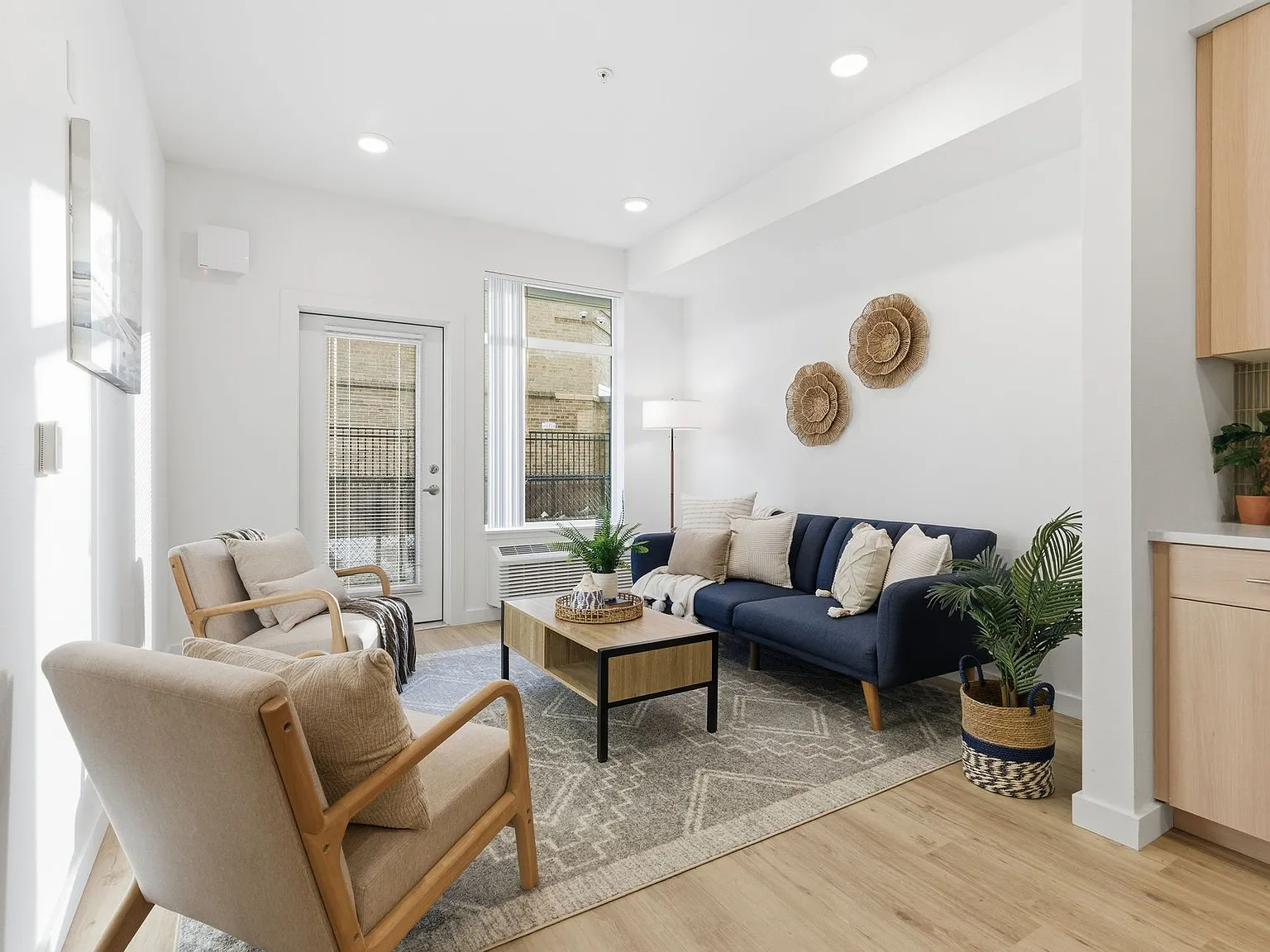 District Lofts at Garland — Photo 3