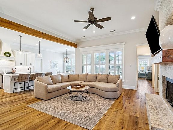 4th image of 3012 Rock Dove Dr