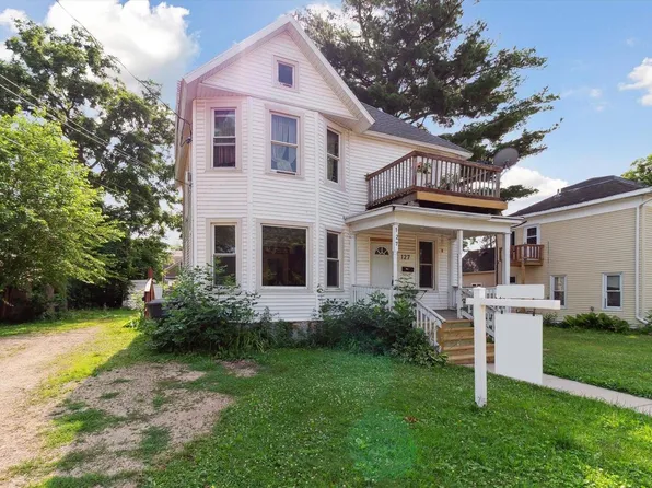 127 North Madison Street, Stoughton, WI 53589