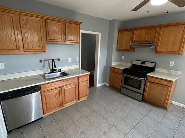 1018 Hancock Ave FLOOR 3