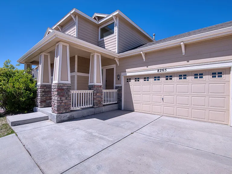 8265 Hardwood Cir — Photo 4