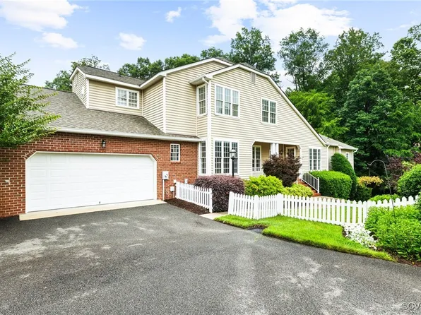 1812 Glen Willow Cir, Henrico, VA 23238