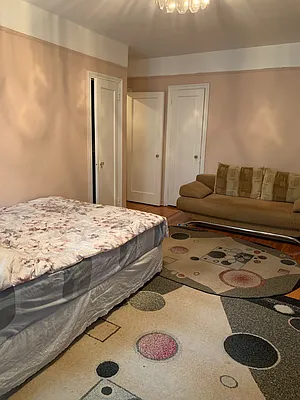 Sold by High Class Realty SB LLC | media 9