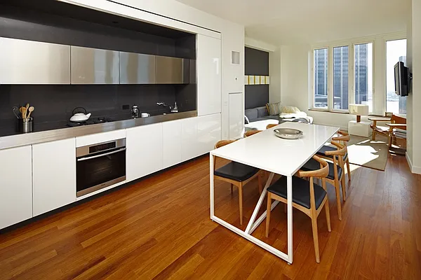 Rented by Nest Seekers International | media 12