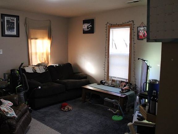 3rd image of 619 S Boston Ave