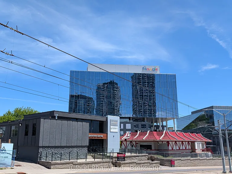 15 Wellington St S #211 — Photo 23