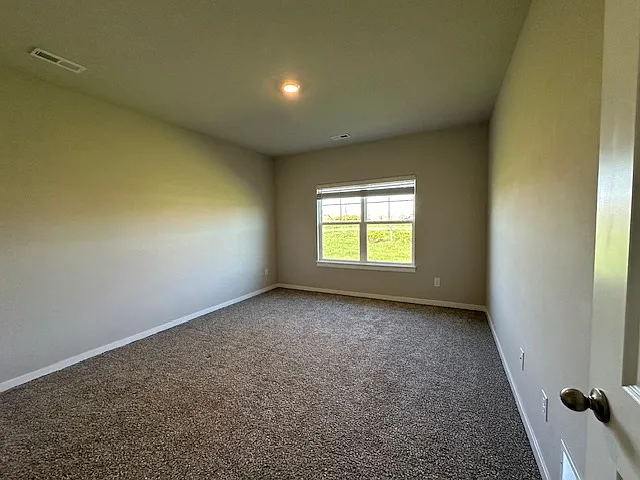 2841 SW Plaza Ln — Photo 4