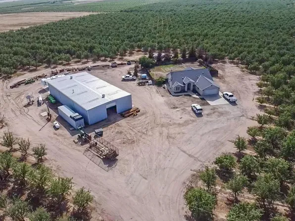 14155 Buchanan Hollow Rd, Le Grand, CA 95333
