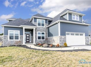 312 Cornerstone Ct, Perrysburg, OH 43551