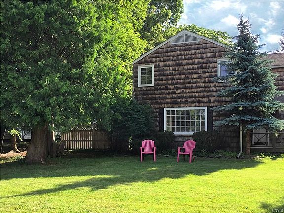 2nd image of 611 S Manlius St