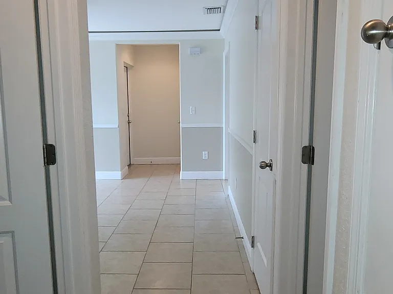 6230 Landover Ter — Photo 15