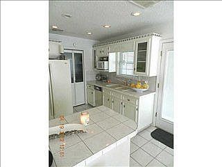 5th image of 2927 General Twining St