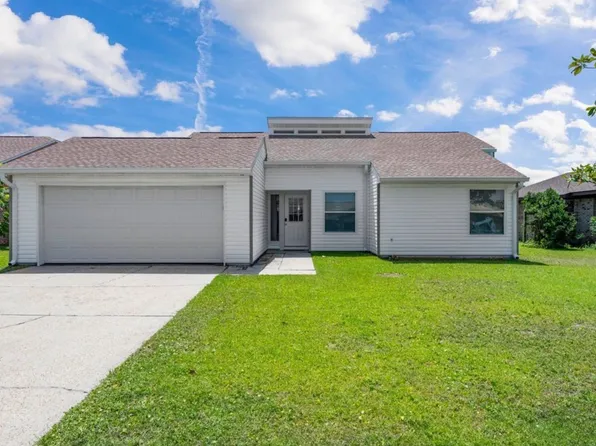 719 J J Dr, Panama City, FL 32404