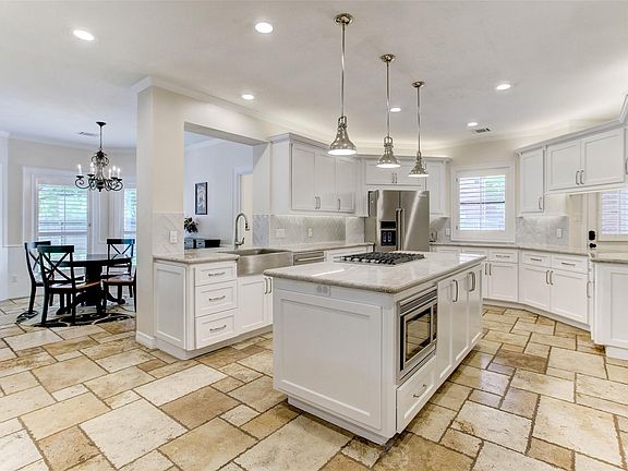 5th image of 1614 Cambridge Oaks Cir
