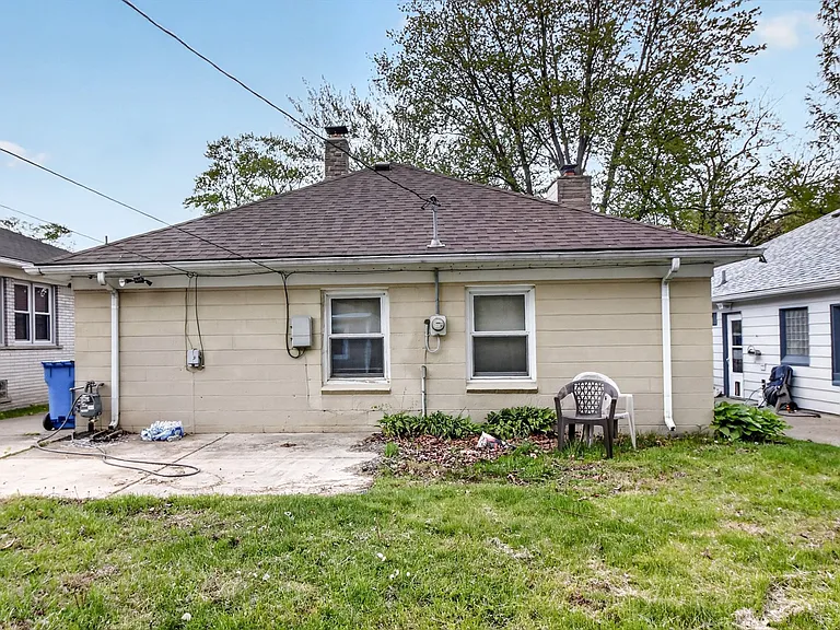 7420 Drexel St — Photo 20