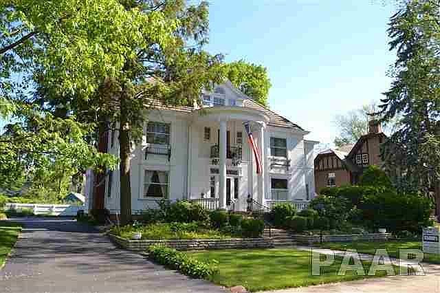 1st image of 1630 W Parkside Dr